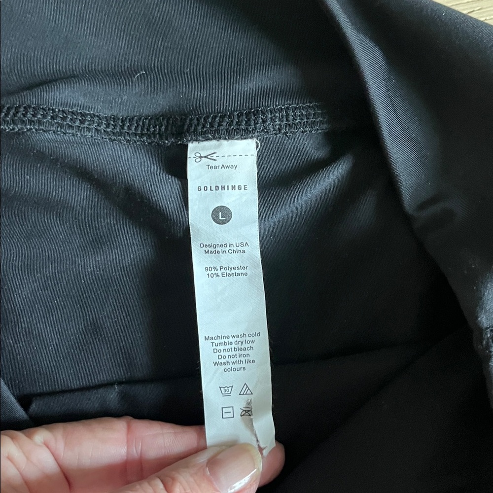GoldHinge Black Pleated Active Mini Skirt - Picture 4 of 6